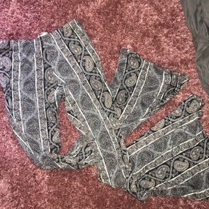 Worn once! Super stretch paisley bell bottoms